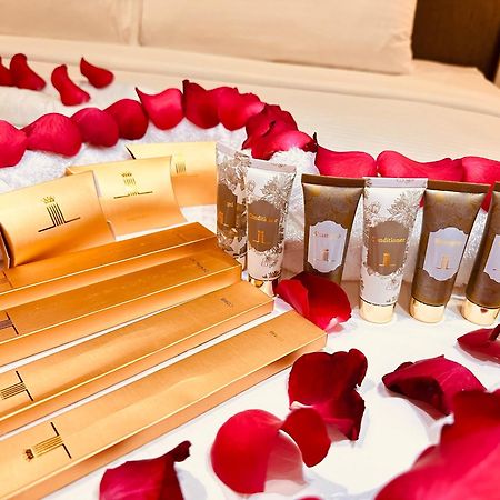 Crown Suites Tropicana Klcc Kuala Lumpur City Center エクステリア 写真